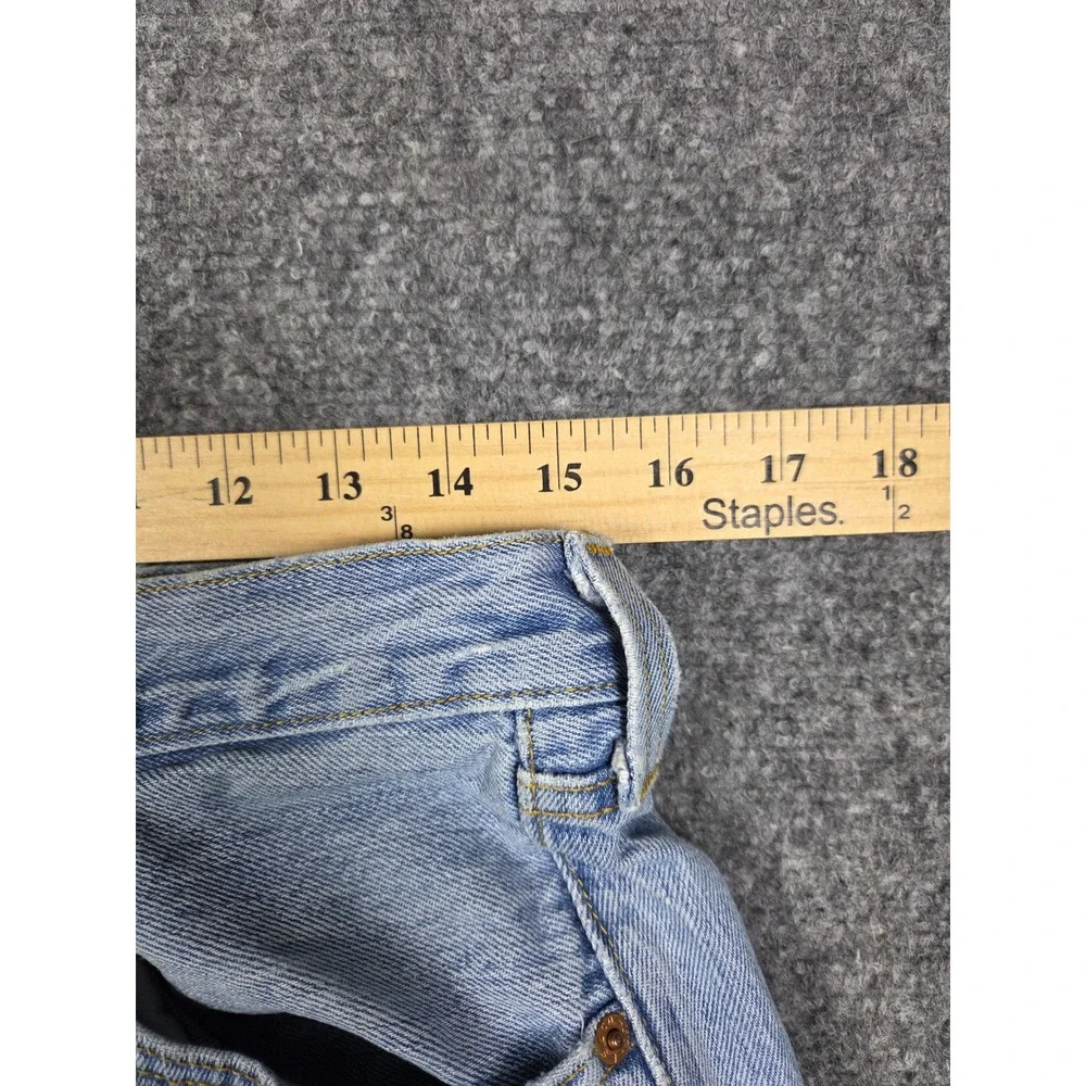 Levi's 501 Original Jeans Mens W33 L30 Light Wash Straight Leg Button Fly Denim